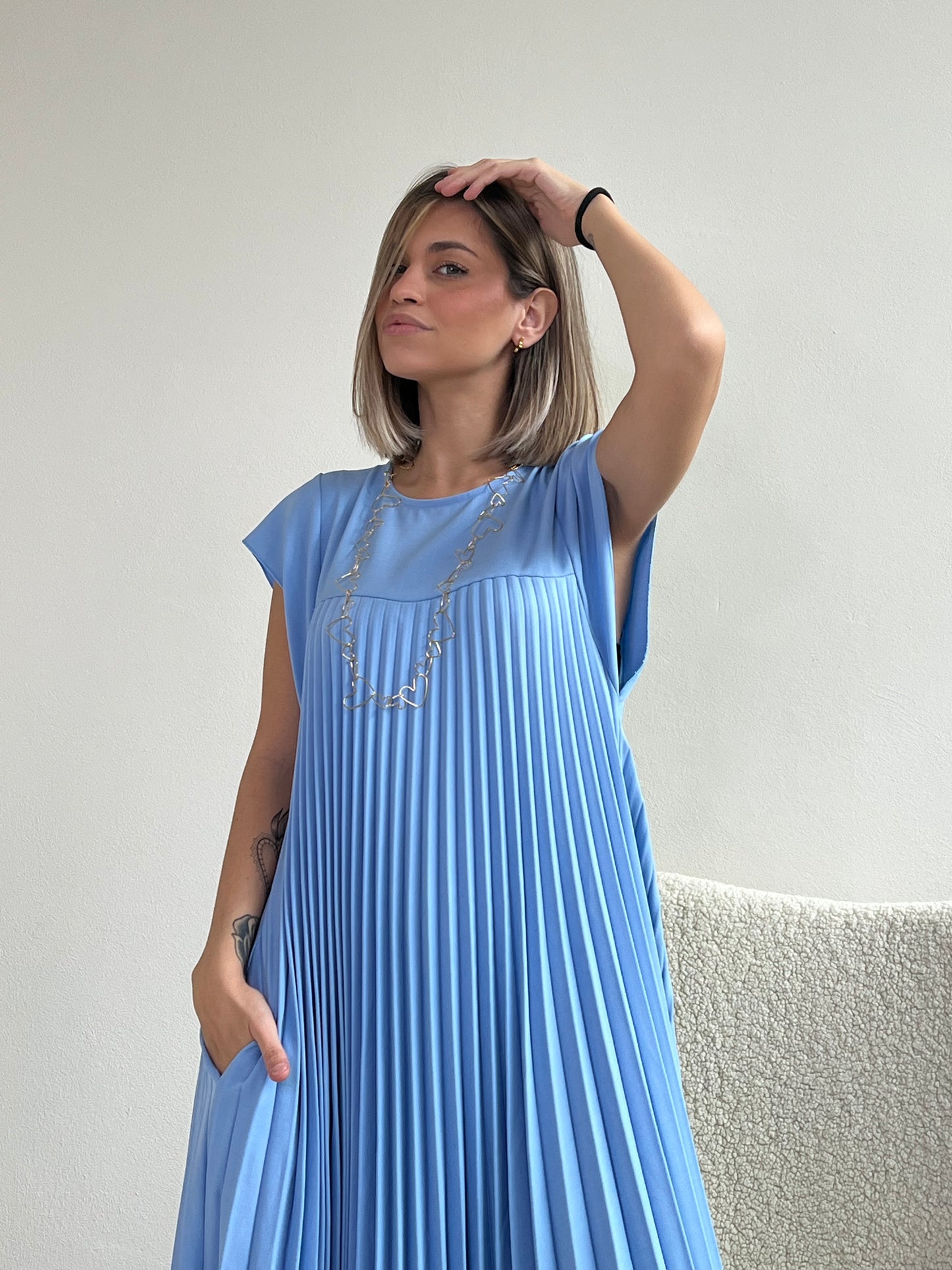 EMMA LONG DRESS PLISSÈ AZZURRO