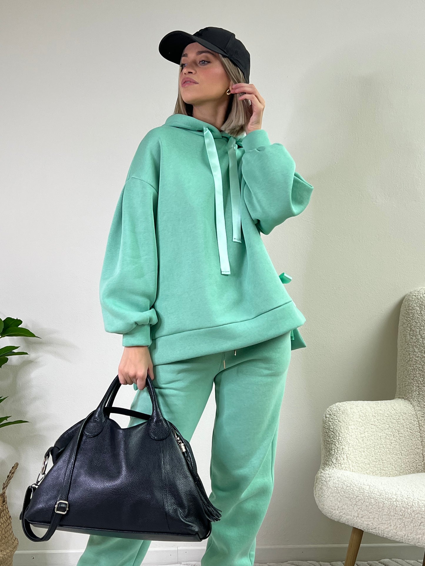 CARINE TUTA FELPATA MENTA