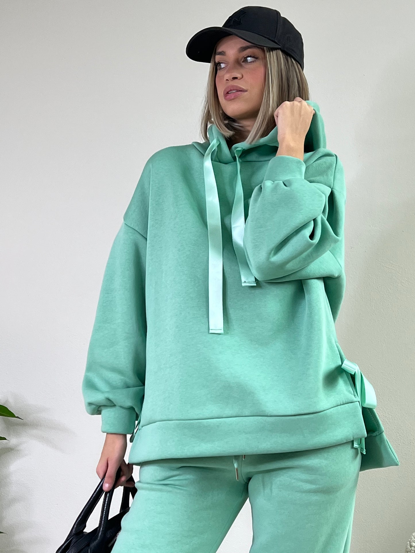 CARINE TUTA FELPATA MENTA