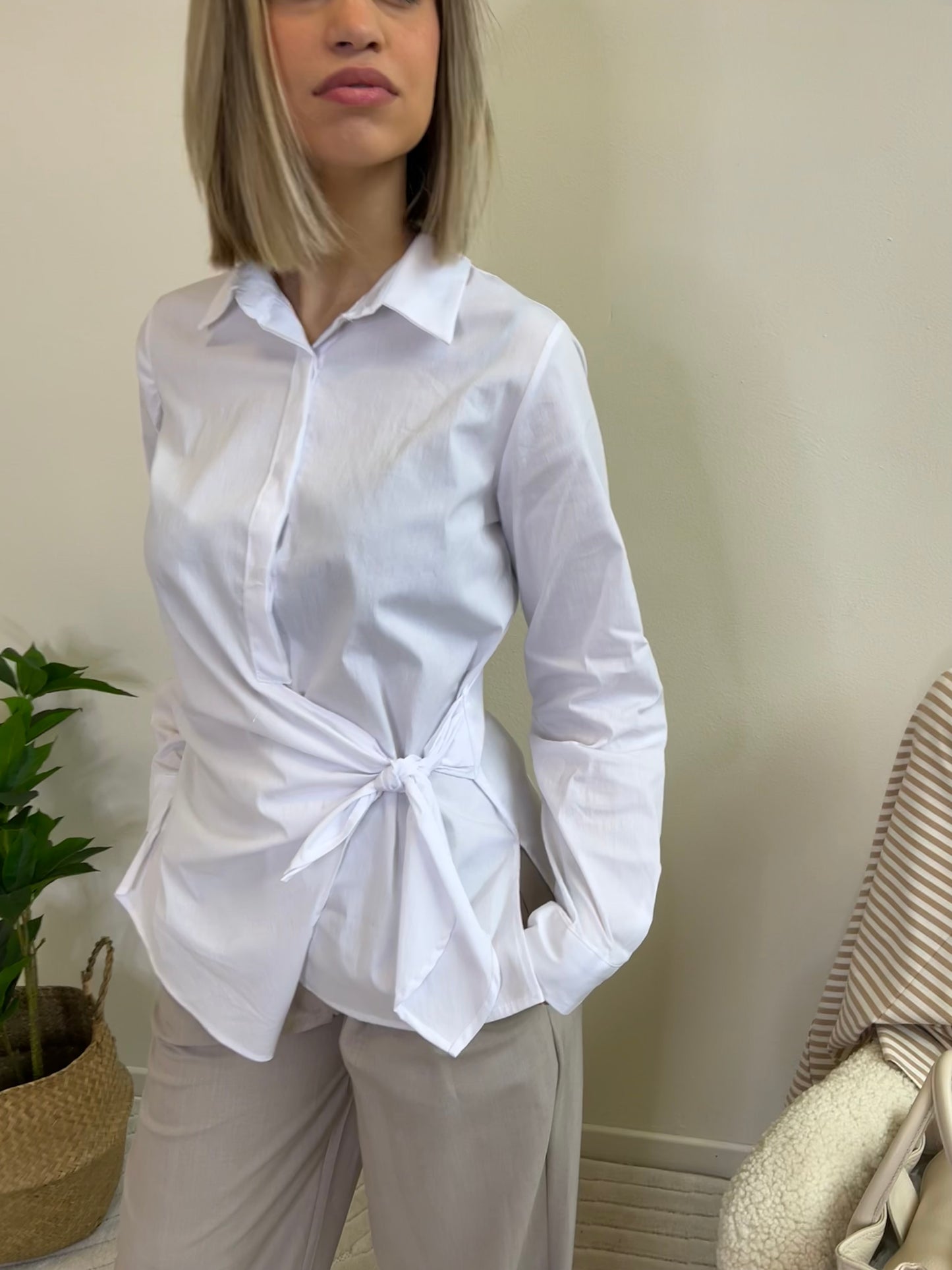 CAMICIA CON NODO BIANCA taglia L