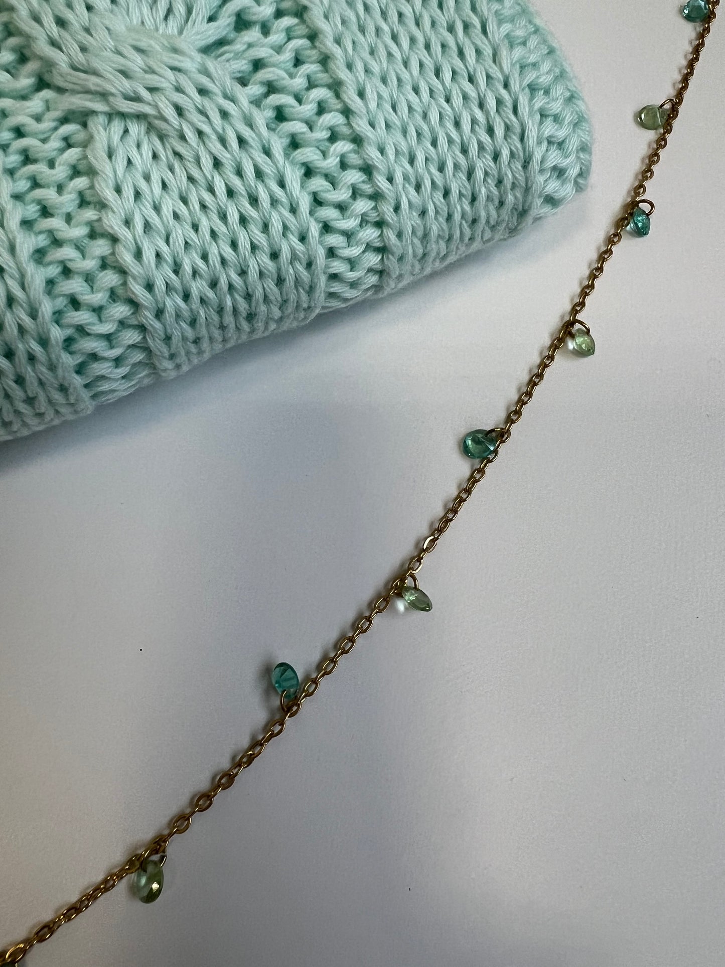 COLLANA FINE CON PIETRINE VERDE ACQUA