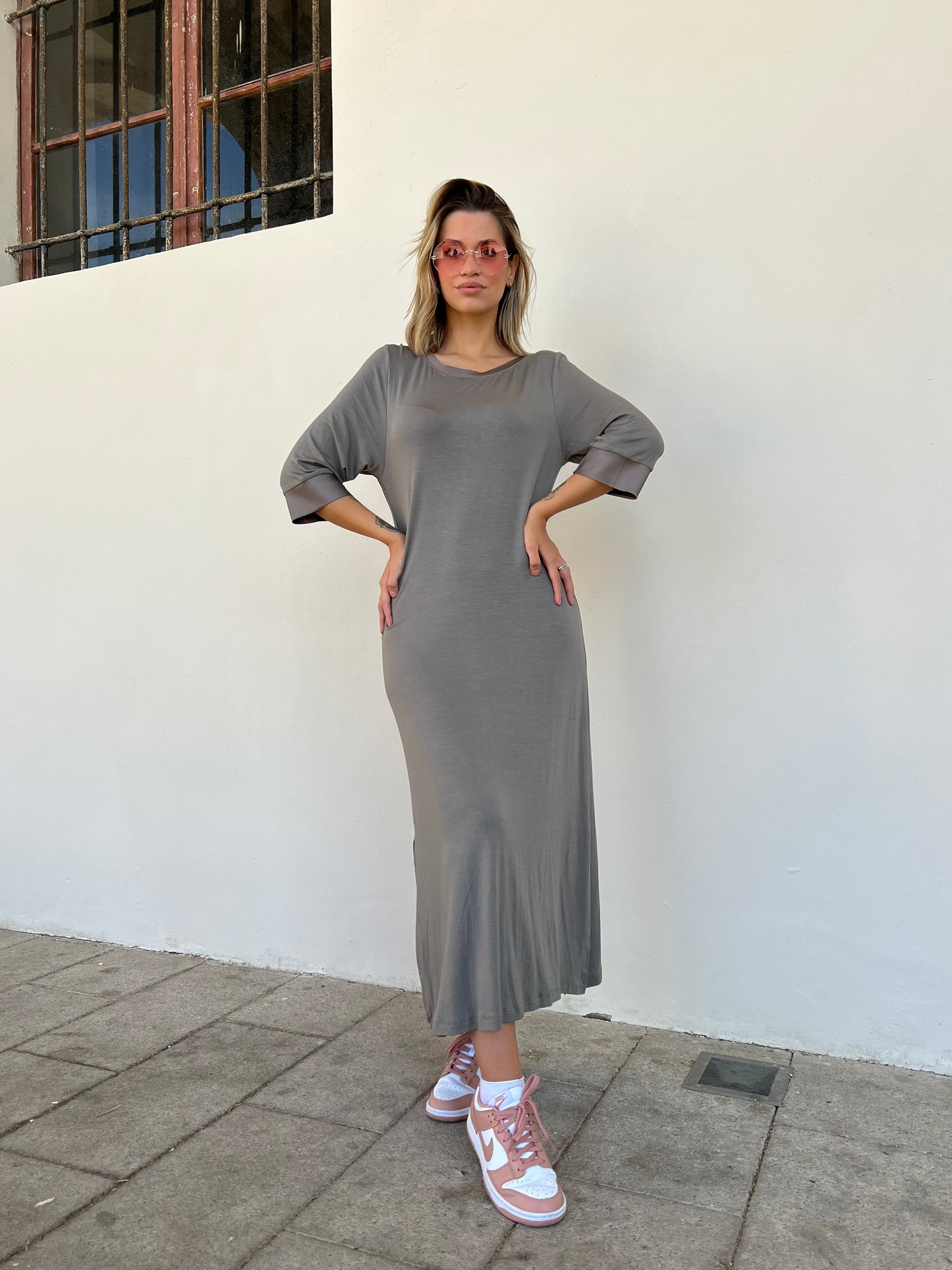 LEONIE ABITO VAR. TAUPE