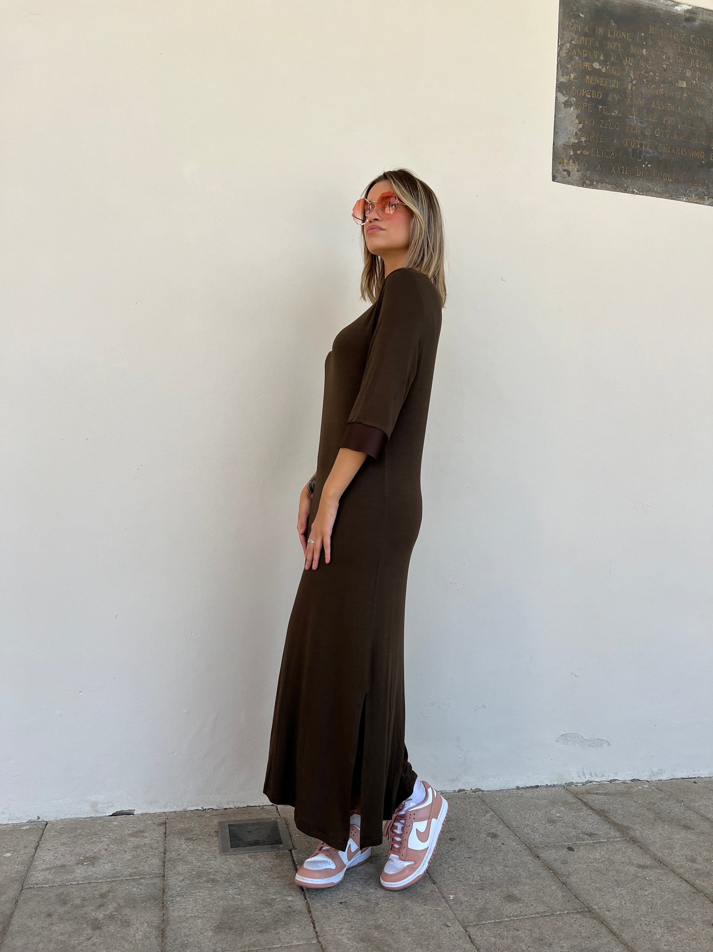 LEONIE ABITO VAR.FONDENTE