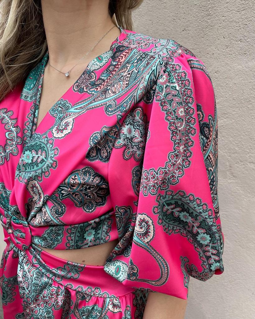 Abito cut-out