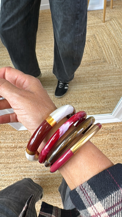 Set di 4 bracciali bordeaux panna oro