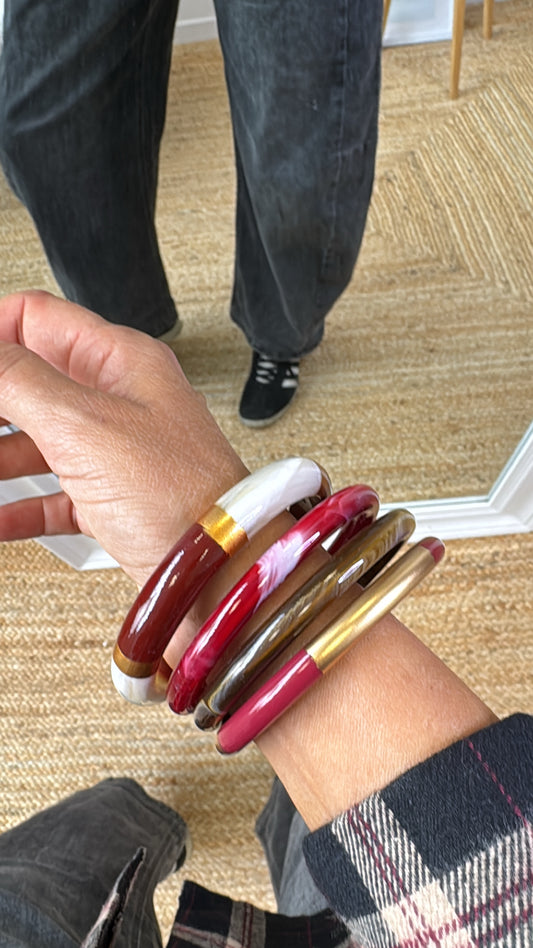 Set di 4 bracciali bordeaux panna oro