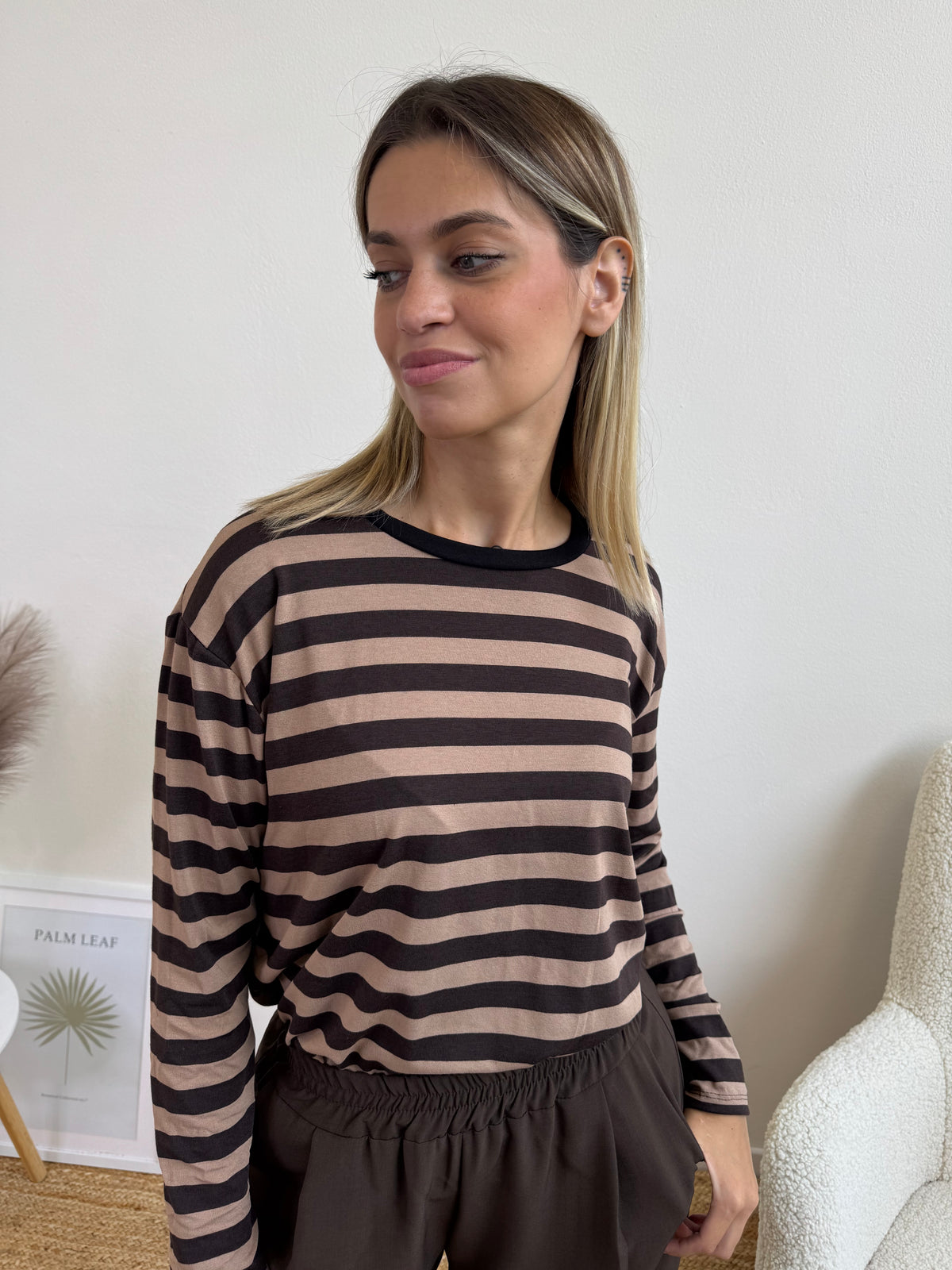 T.SHIRT LIA RIGA CAMEL E CIOCCOLATO