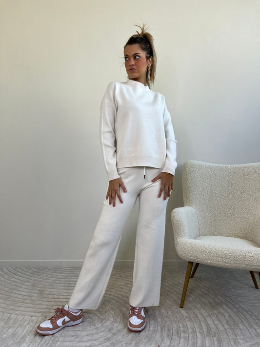 COPENAGHEN SET TUTA LATTE