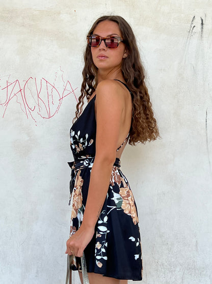 PENELOPE TUTINA A FONDO NERO