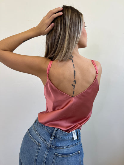 TOP SATIN BLUSH