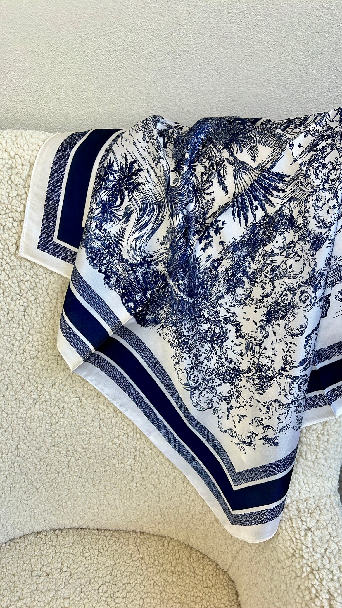 FOULARD STAMPA CACHEMIRE BLU E BIANCO