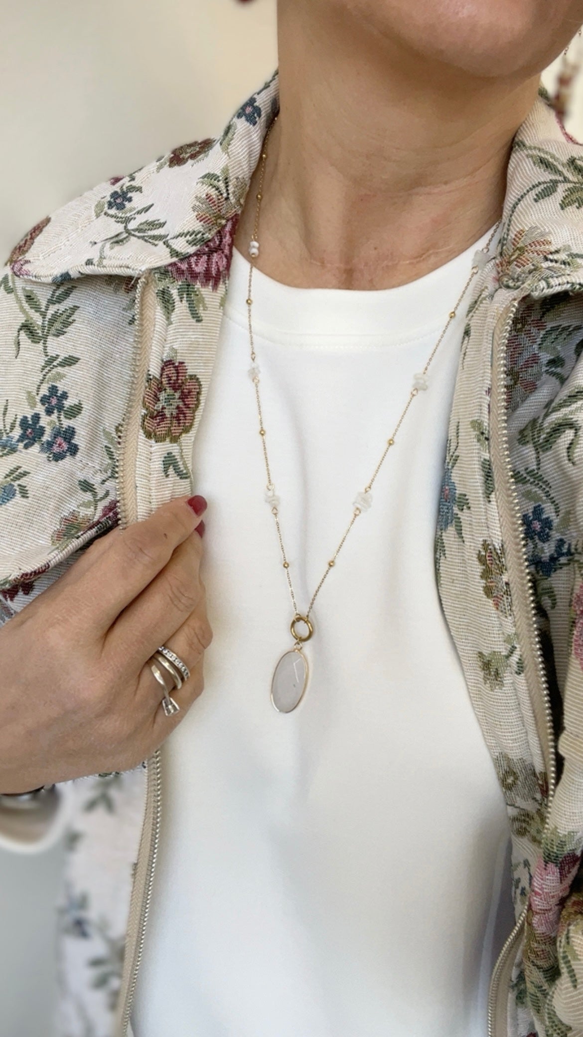 COLLANA QUARZ PENDENTE BIANCO
