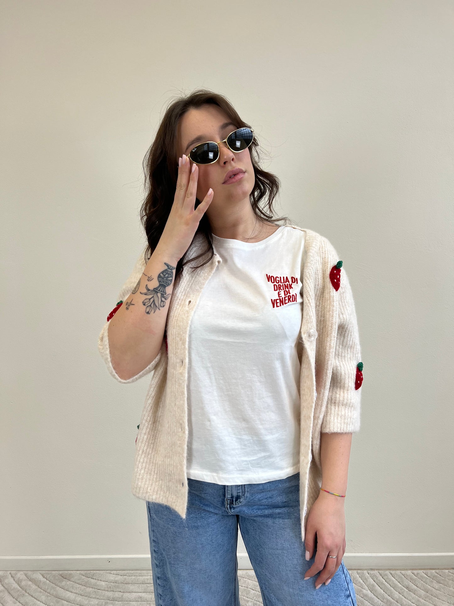 T.SHIRT SCRITTA RICAMATA