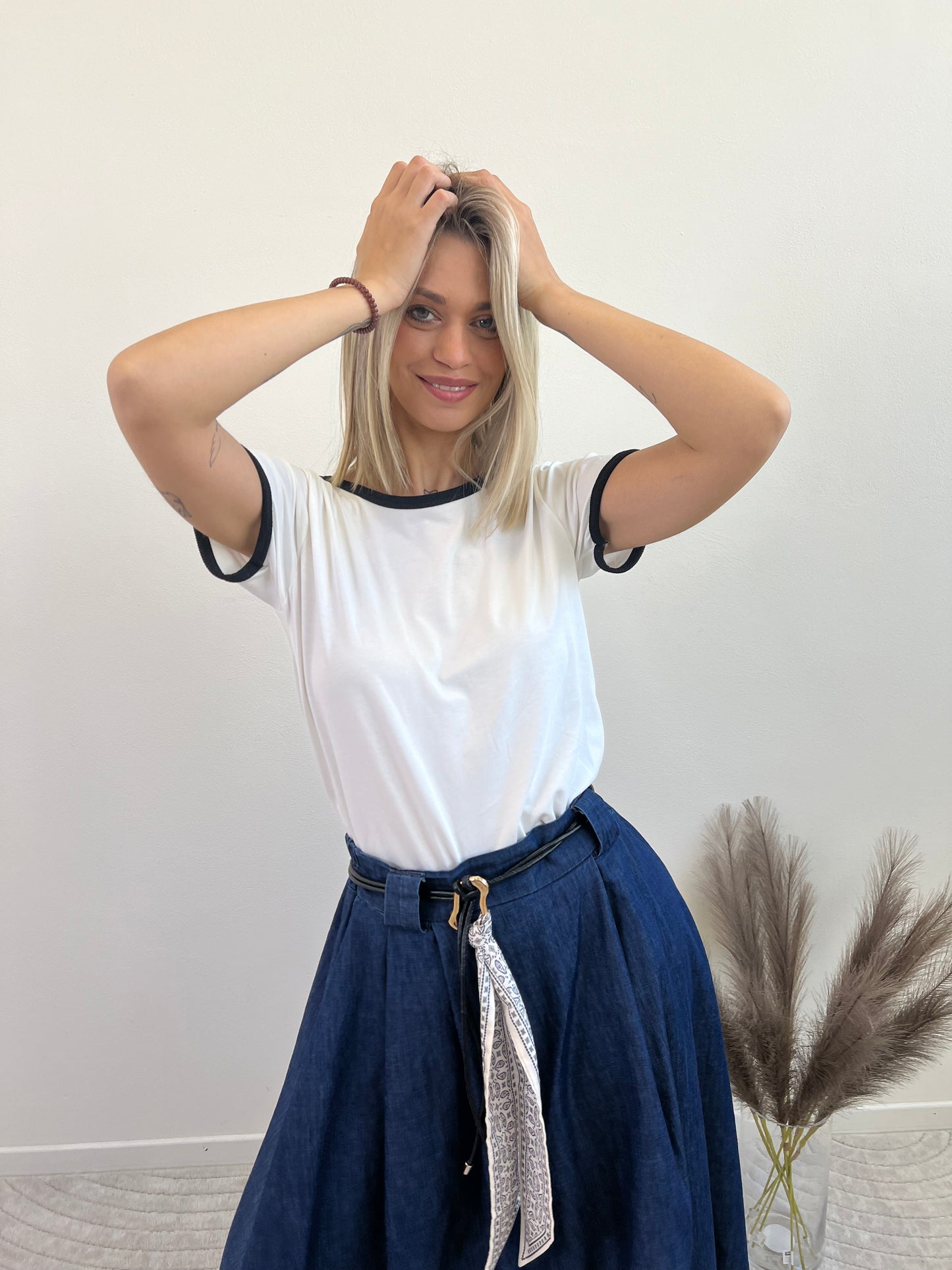 T.SHIRT BORDI A CONTRASTO