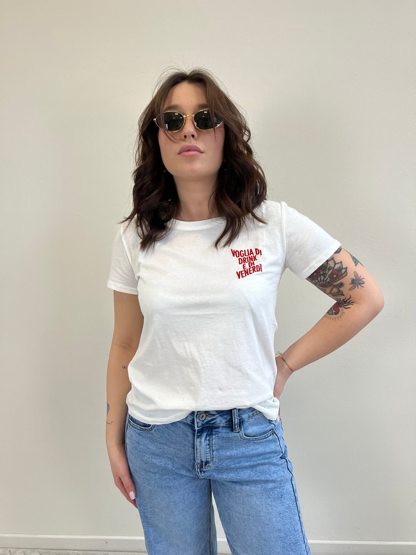 T.SHIRT SCRITTA RICAMATA