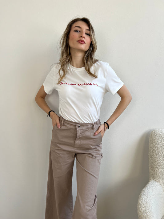 T.SHIRT “I FIORI NON MENTONO MAI “
