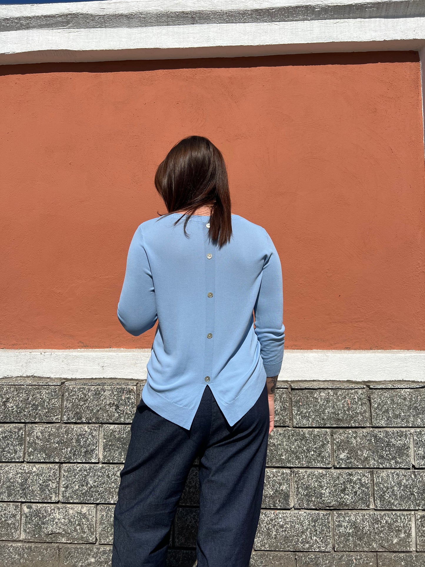 LEONOR MAGLIA IN VISCOSA AZZURRO