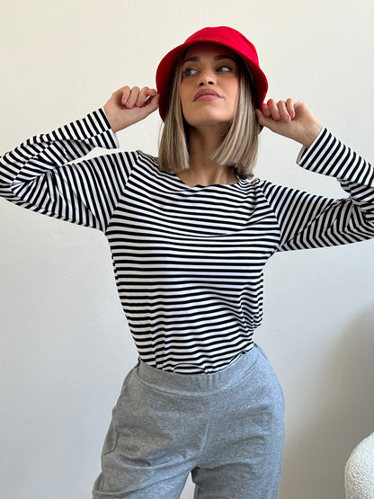 T.SHIRT MANICA LUNGA A RIGHE BIANCO E NERO