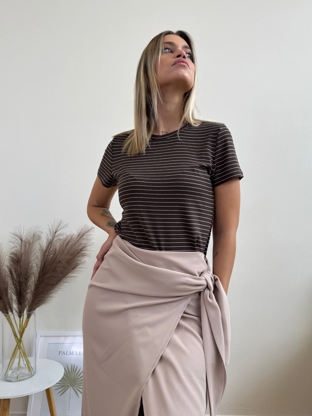 T.SHIRT NINA RIGA CIOCCOLATO E BIANCO
