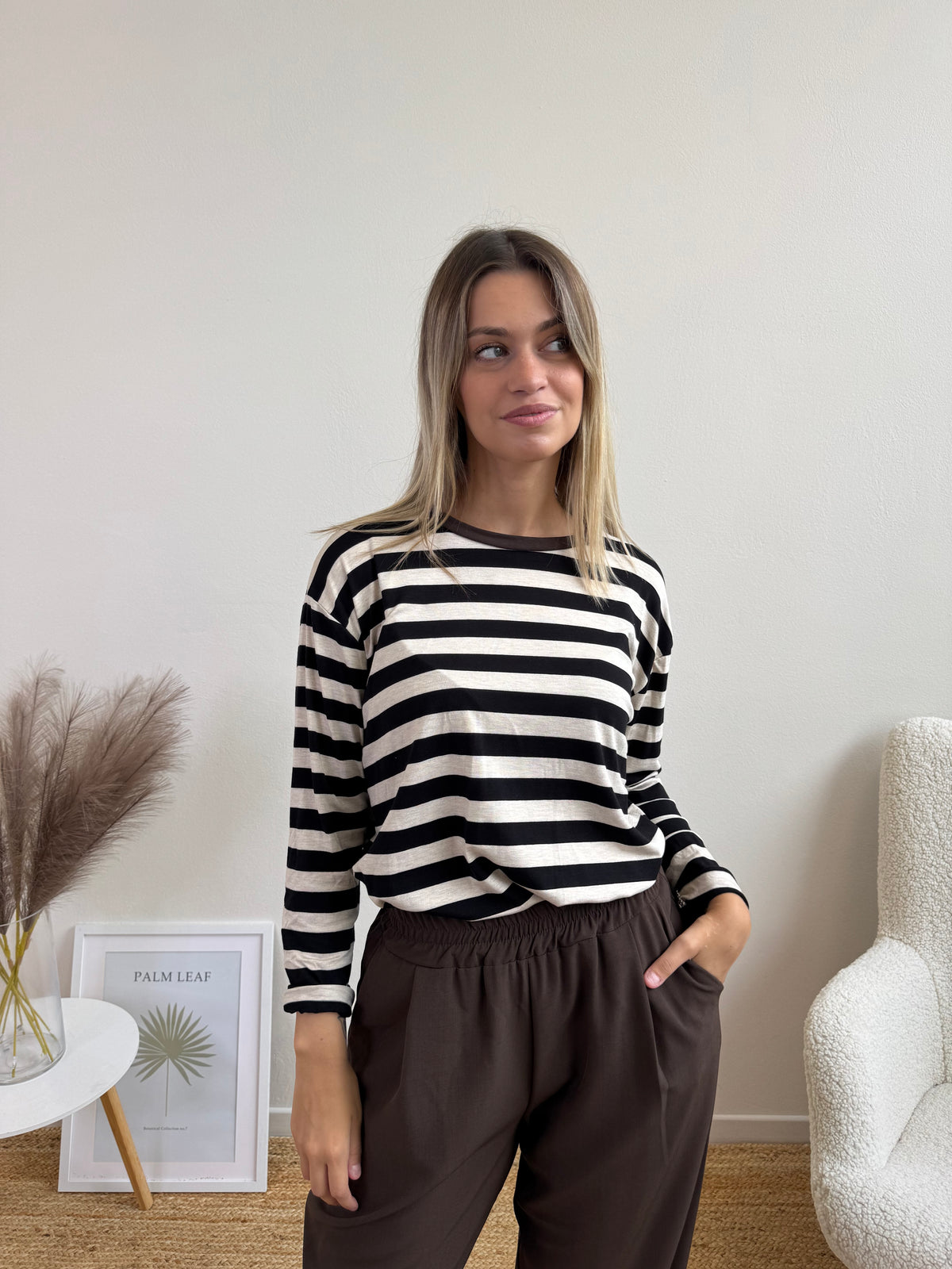 T.SHIRT LIA RIGA PANNA E NERO
