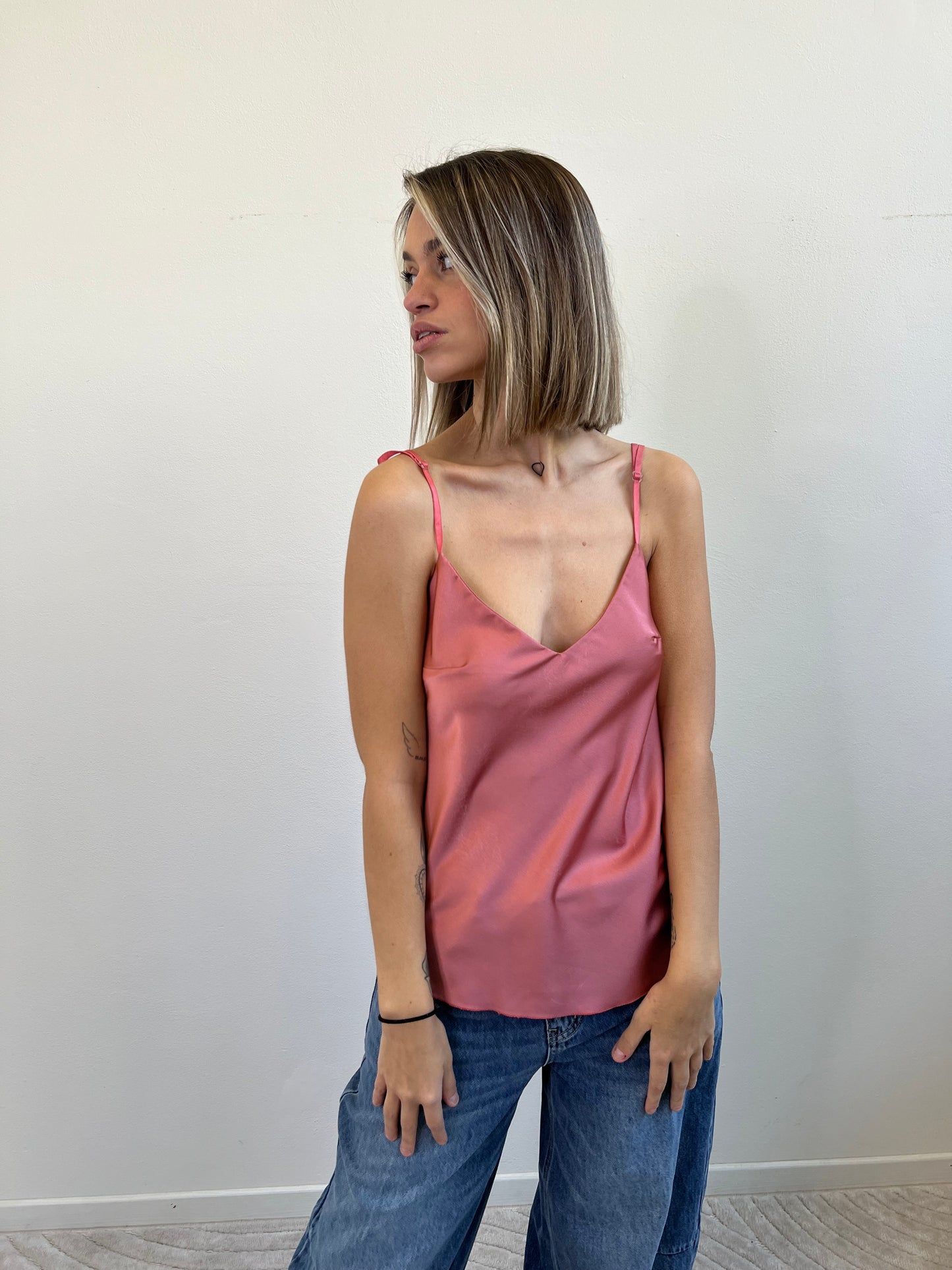 TOP SATIN BLUSH
