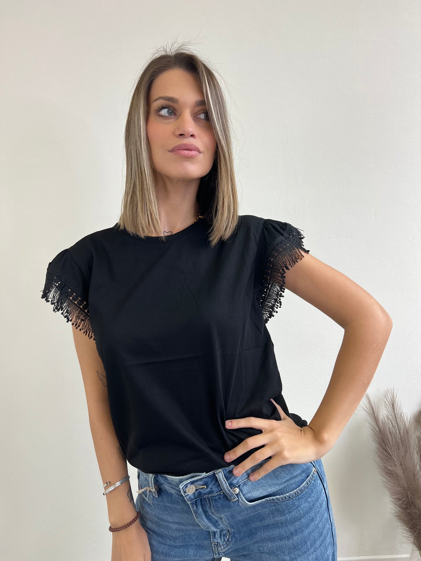 T.shirt YLENIA NERO TAGLIA S/M